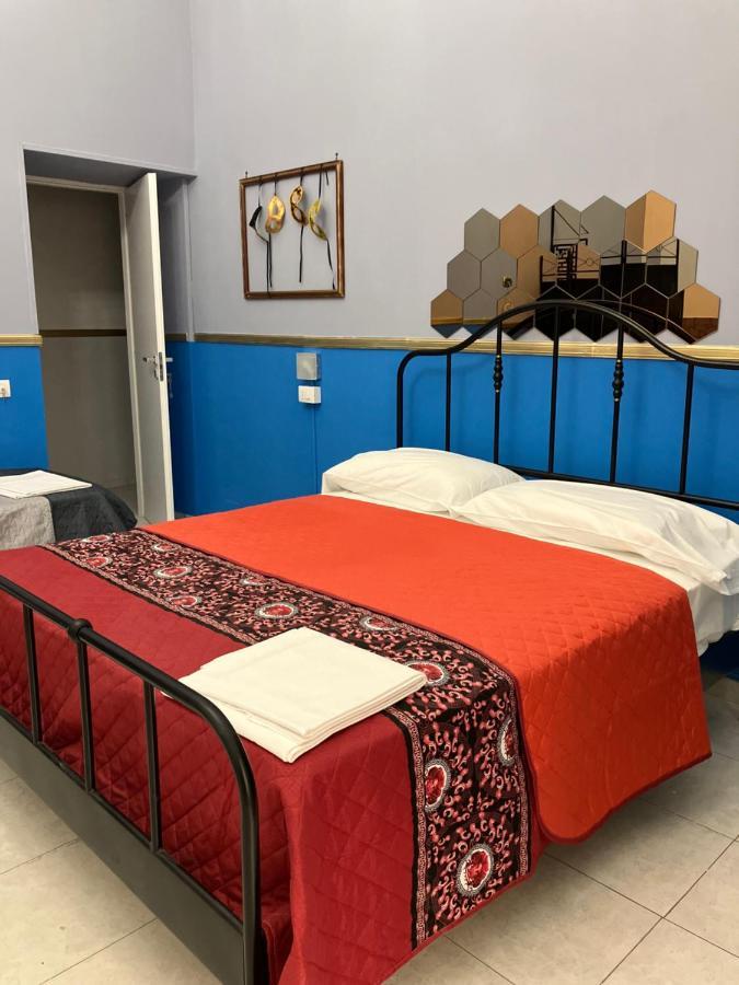 Terminus Depandance Apartment Napoli Bagian luar foto